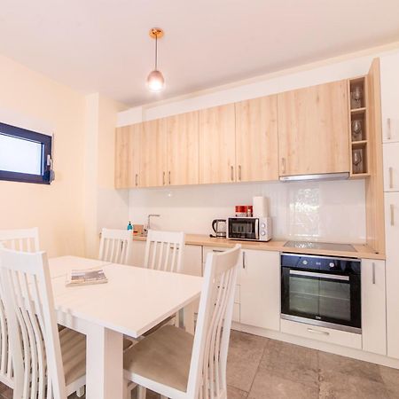 Green Bay Apartments Morinj Kotor Luaran gambar
