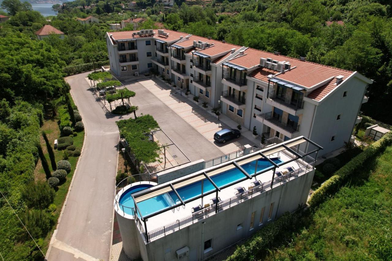Green Bay Apartments Morinj Kotor Luaran gambar