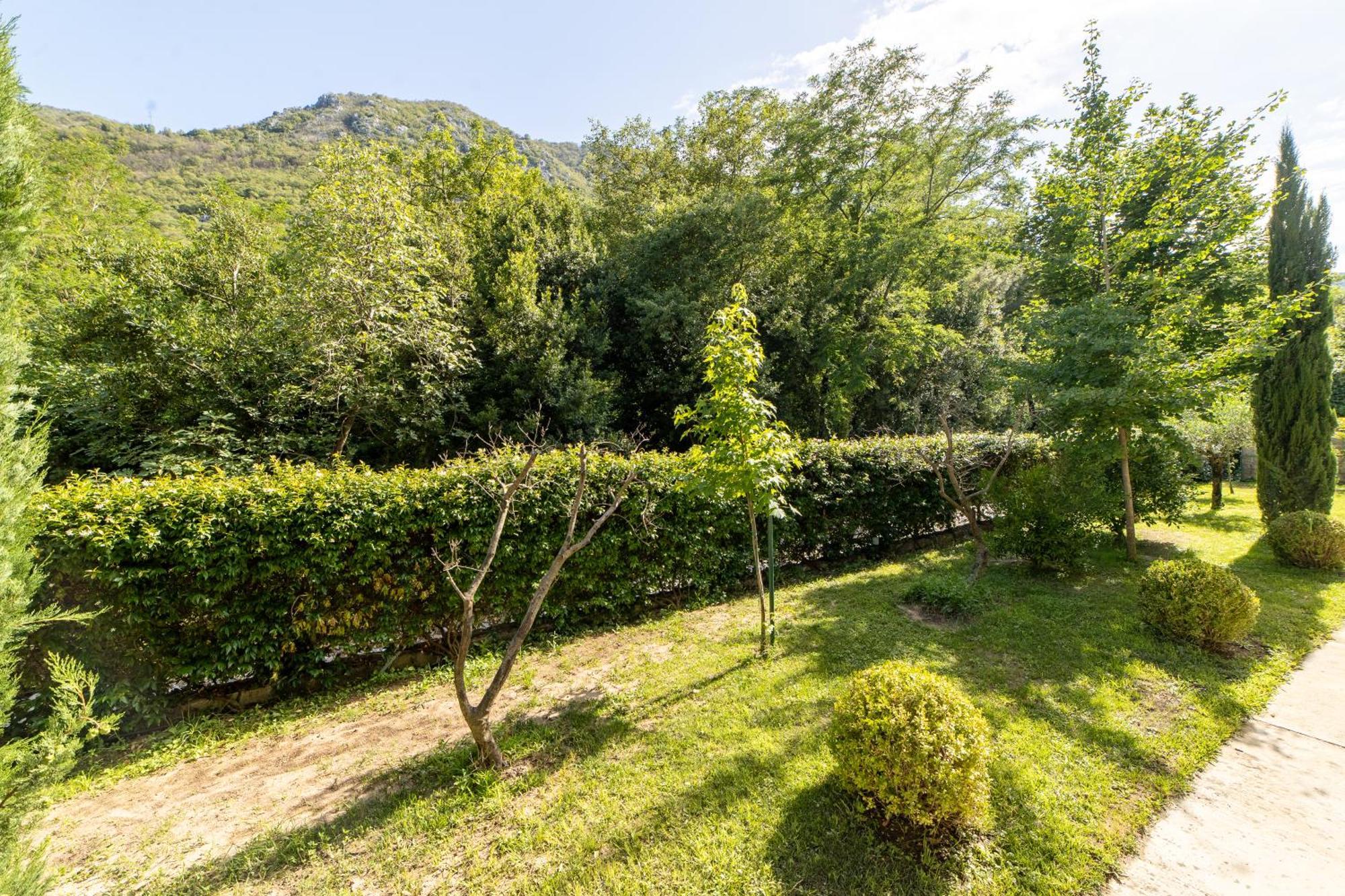 Green Bay Apartments Morinj Kotor Luaran gambar