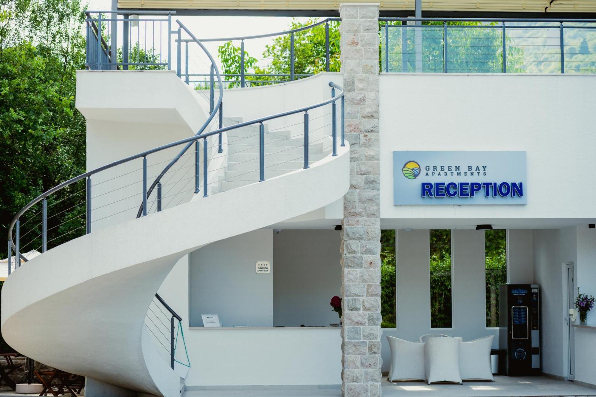 Green Bay Apartments Morinj Kotor Luaran gambar