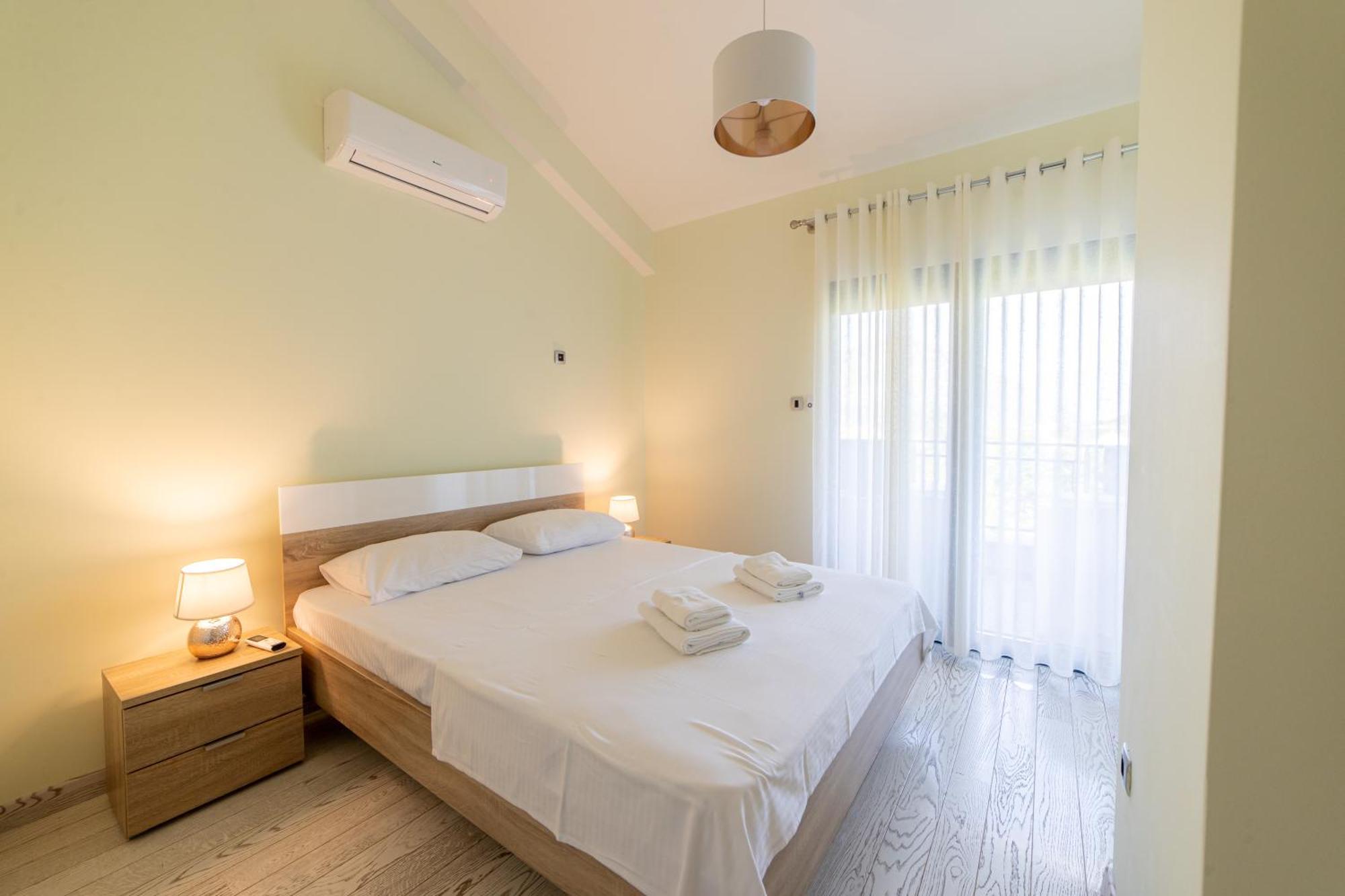 Green Bay Apartments Morinj Kotor Luaran gambar