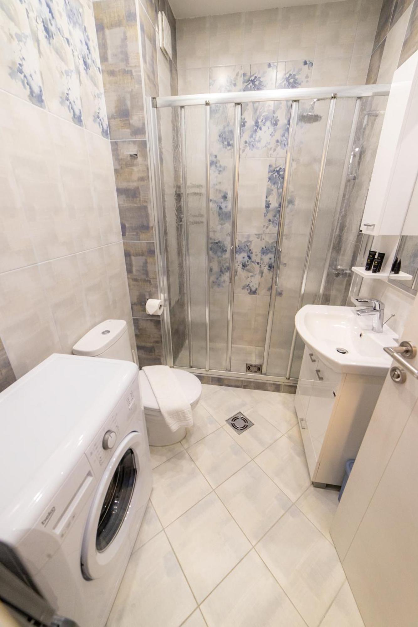 Green Bay Apartments Morinj Kotor Luaran gambar