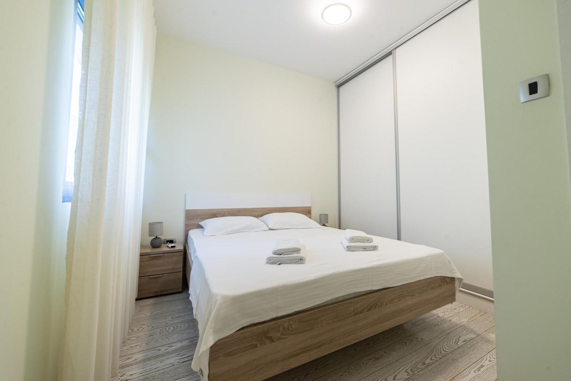 Green Bay Apartments Morinj Kotor Luaran gambar